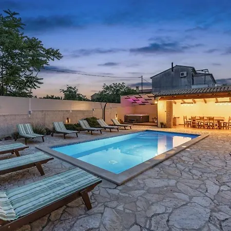 Villa Katja By Guide Peruški