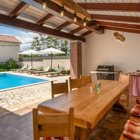 Βίλα Katja By Guide Peruški