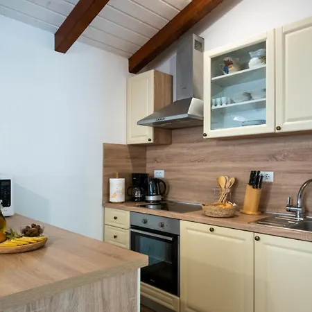 Katja By Guide Βίλα Peruški