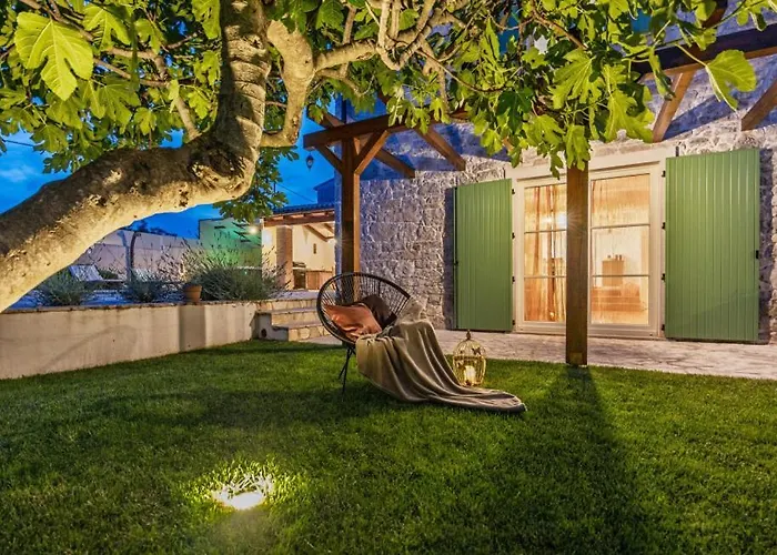 Βίλα Katja By Guide Peruški