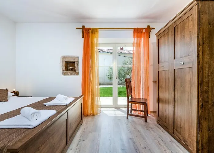 Katja By Guide Villa