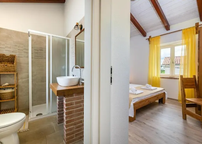 Katja By Guide Peruški